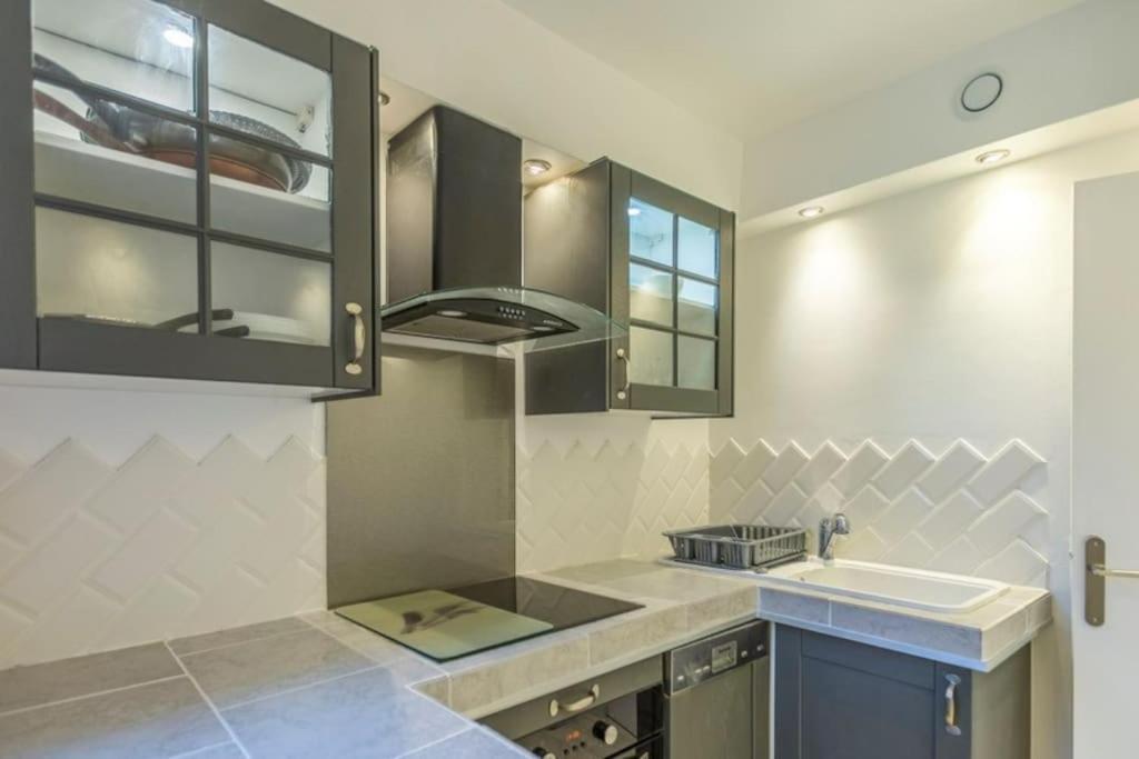 Chez Lisa & Olivier Apartment อติส-มงส์ ภายนอก รูปภาพ