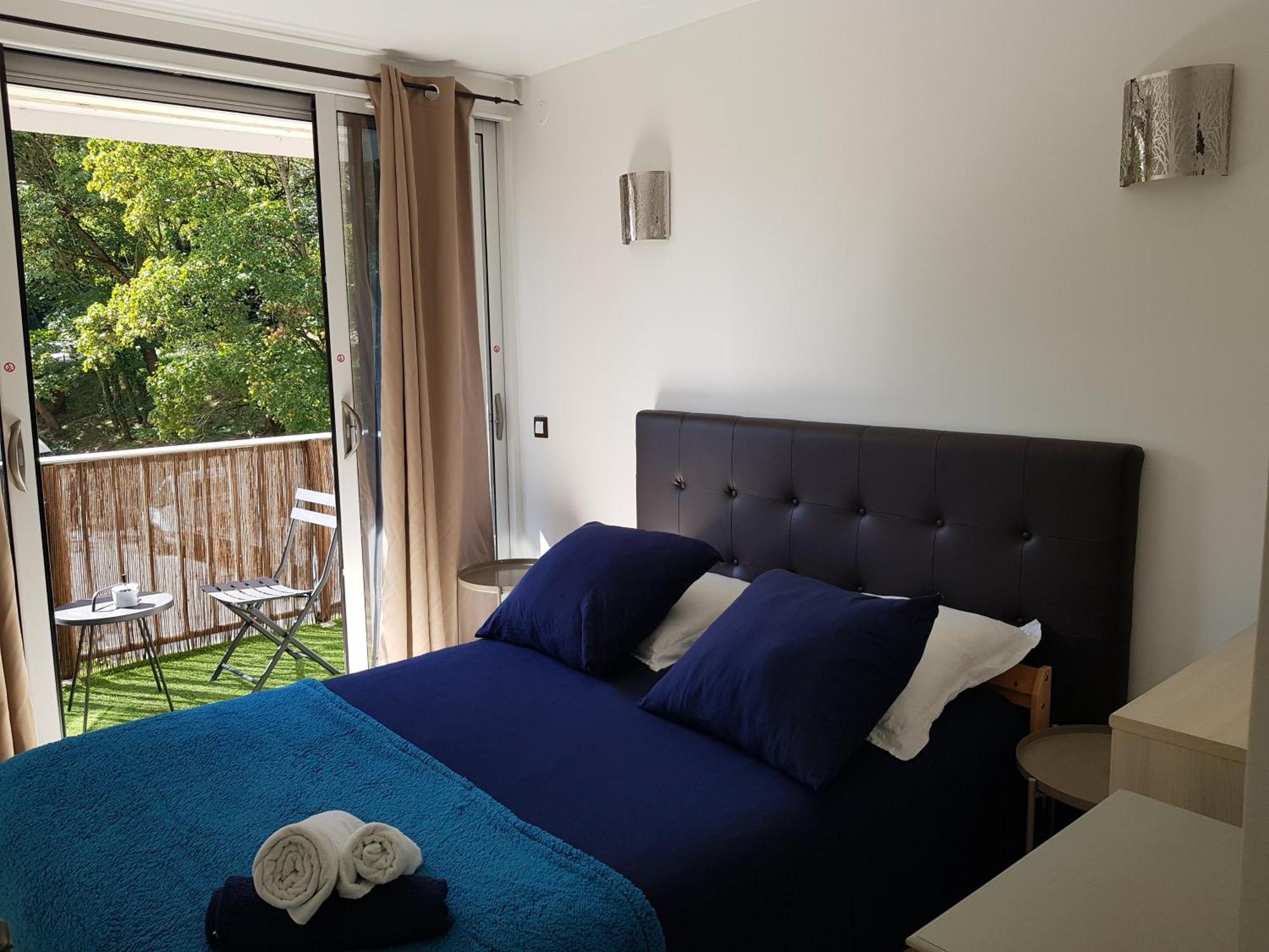 Chez Lisa & Olivier Apartment อติส-มงส์ ภายนอก รูปภาพ